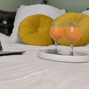 Фотография квартиры Квартира Просторная и уютная двухкомнатная вблизи аквапарка Лето-Лето! Arendatmn24