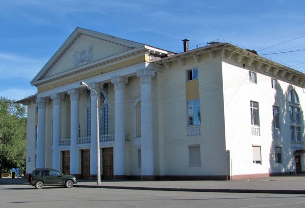 Фотография домов культуры Дворец культуры Строитель имени Д.Н. Мамлеева