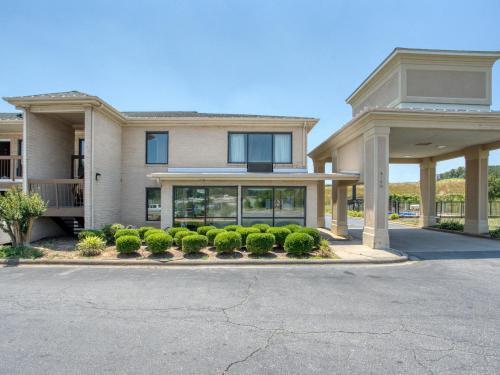 Фотография гостиницы OYO Hotel Kannapolis