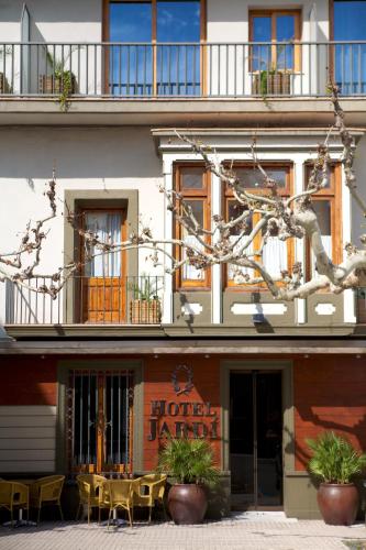 Фотография гостиницы Hotel Jardí Apartaments