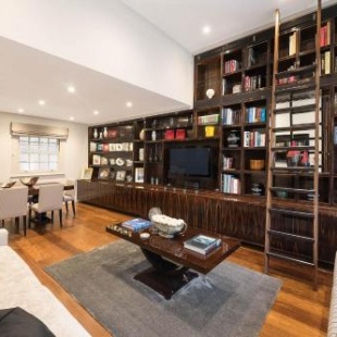 Фотография гостевого дома Spectacular Knightsbridge House Harrods 1 minute