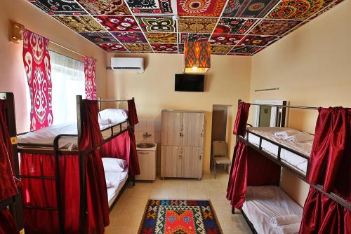 Фотографии хостела
Suzani Hostel