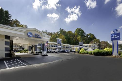 Фотография гостиницы Best Western Asheville Tunnel Road