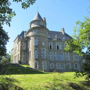 Фотографии гостевого дома 
            main building of a castle in the valley of Aisne