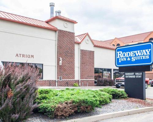 Фотография гостиницы Rodeway Inn & Suites Milwaukee Airport