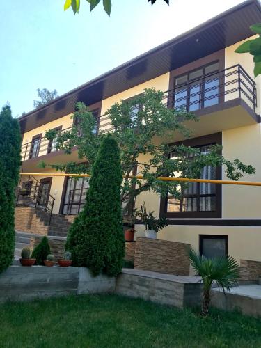 Фотография гостевого дома На Холостякова, 6