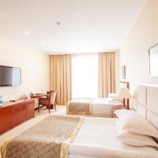 Фотография гостиницы Park Hotel Bishkek