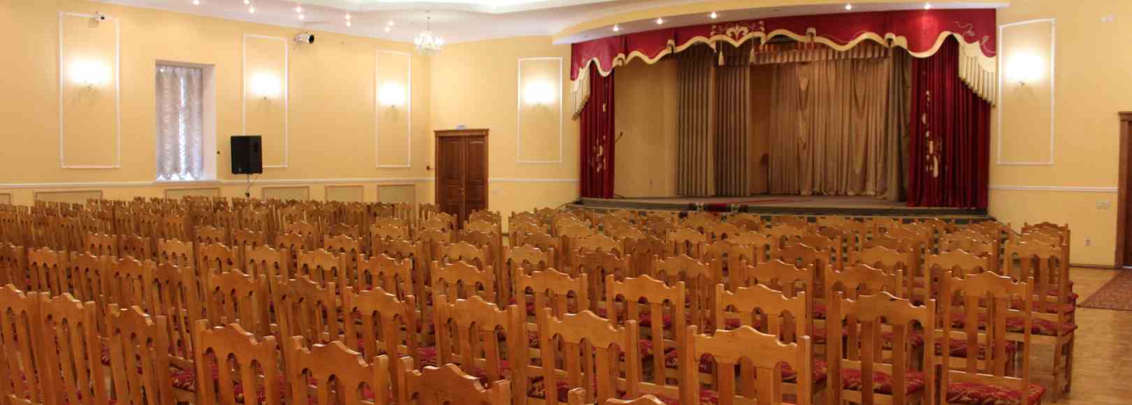 Фотография концертного зала Парадный-зал Концертно-творческого центра Звёздный