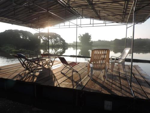 Фотография гостиницы Moon River Resort Phimai