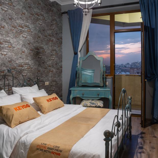 Фотографии квартиры 
            Апартаменты KeyGo #0022 ключ к центру Еревана