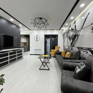 Фотография квартиры Квартира с современным ремонтом ZA444