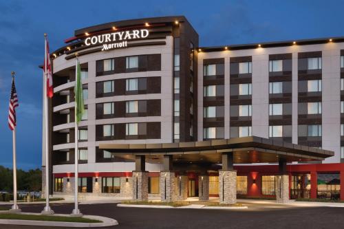 Фотография гостиницы Courtyard by Marriott Toronto Mississauga/West