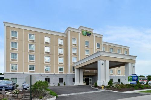 Фотография гостиницы Holiday Inn Express & Suites Peekskill-Lower Hudson Valley, an IHG Hotel