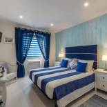 Фотография мини отеля Suites @ Portarade