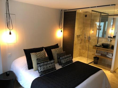 Фотография гостиницы Aux 13 Arches