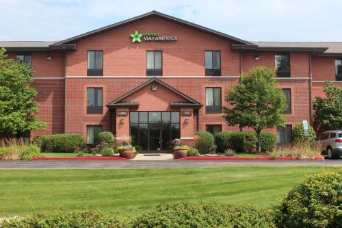Фотография гостиницы Extended Stay America Suites - Rockford - State Street
