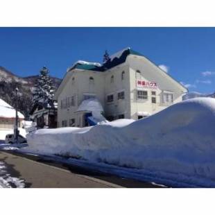 Фотографии базы отдыха
Kagura House