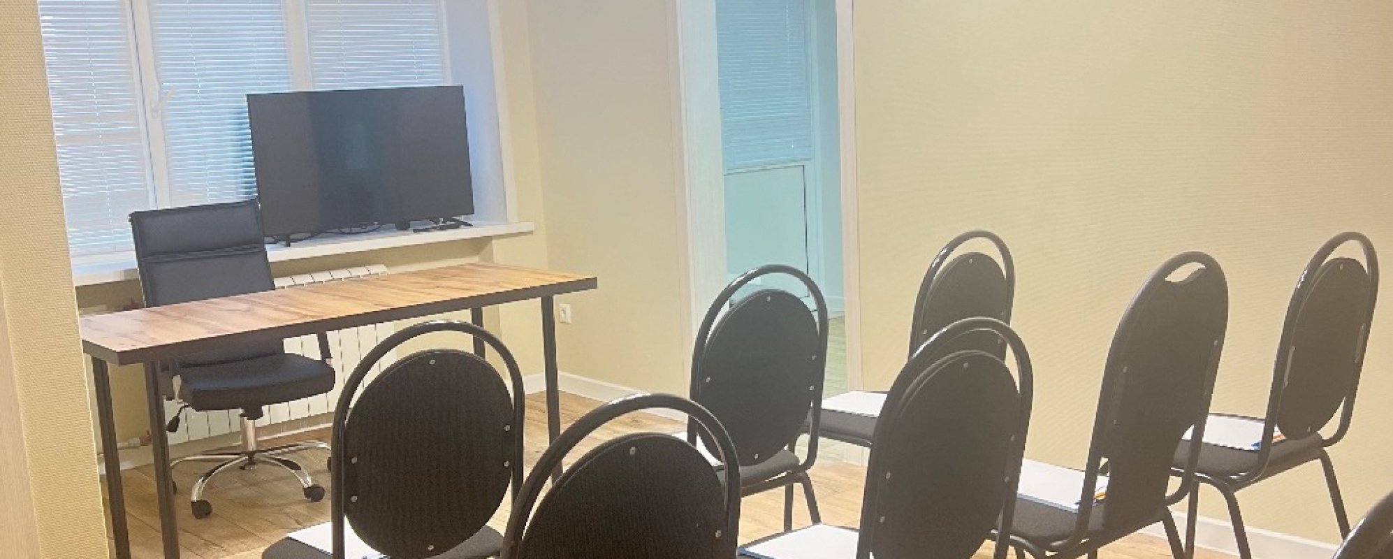 Фотографии комнаты для переговоров Площадка для семинаров