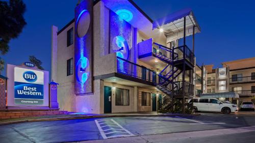 Фотография гостиницы Best Western Courtesy Inn - Anaheim Park Hotel