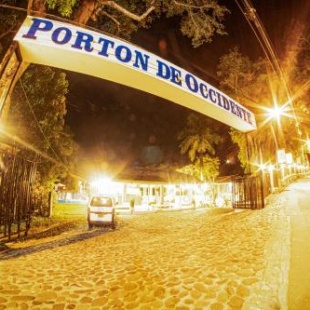 Фотография гостиницы Hotel Porton de Occidente
