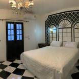 Фотография гостиницы At Night