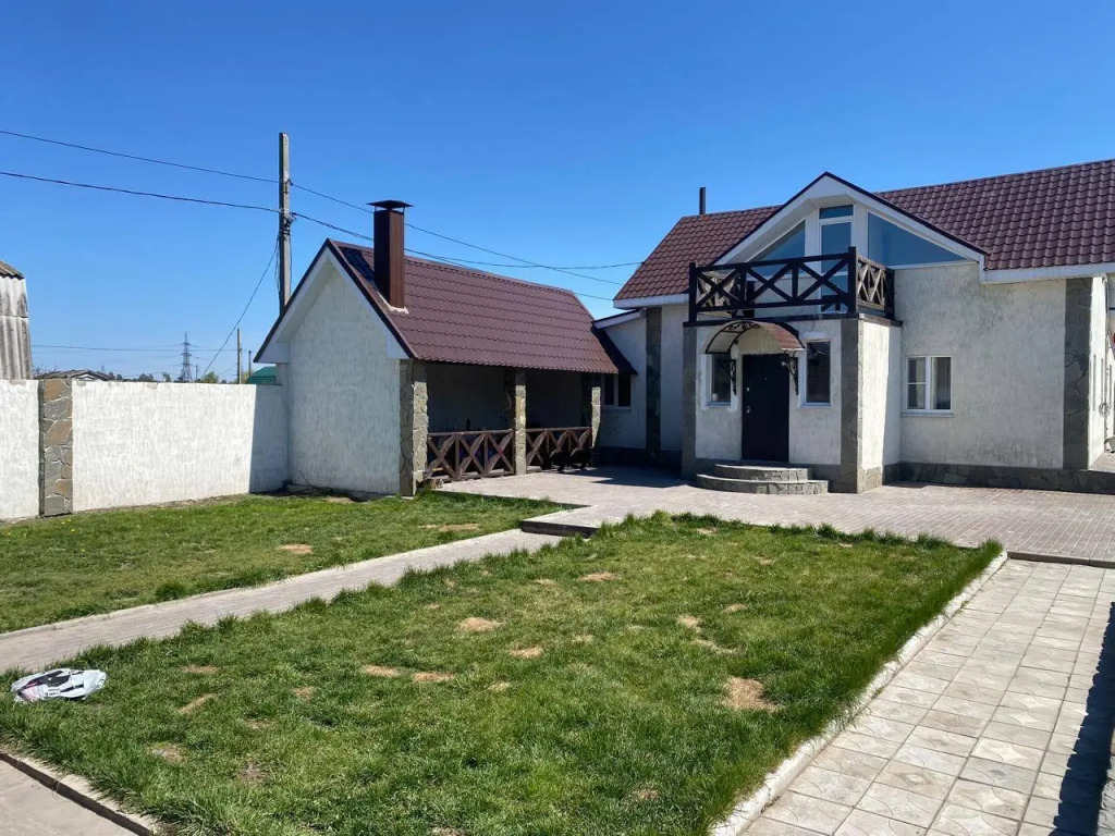 Фотография Коттеджа Дом с бассейном и баней