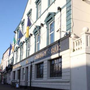 Фотография гостиницы Hayes Hotel