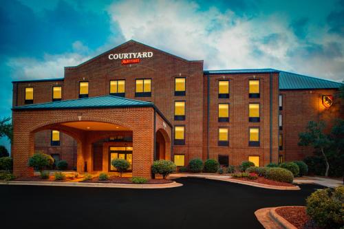Фотография гостиницы Courtyard by Marriott New Bern