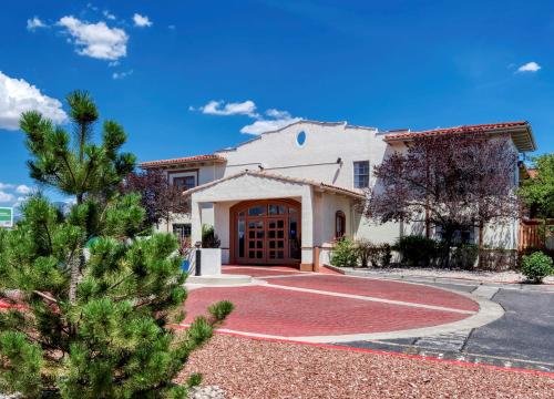 Фотография гостиницы San Mateo Inn