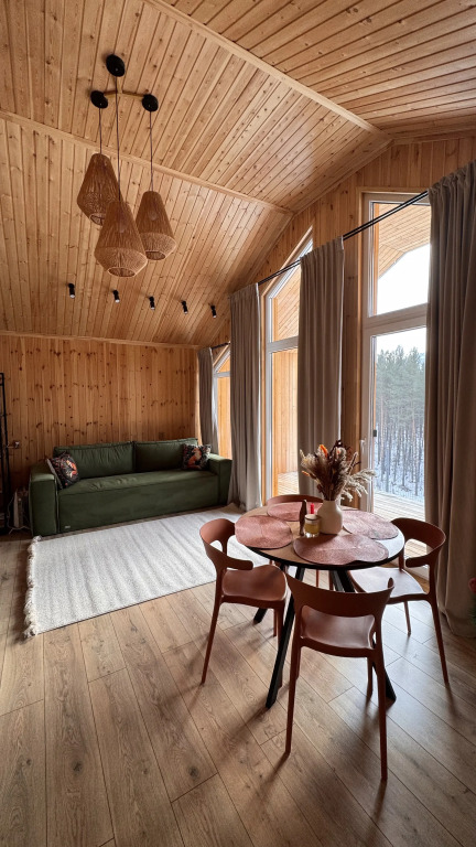 Фотография Коттеджа Частный дом Уединённый в Сосновом Бору Над Лесом