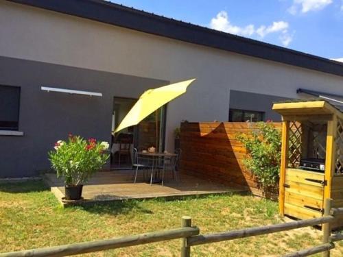 Фотография гостевого дома Gîte Mardié, 3 pièces, 4 personnes - FR-1-590-132