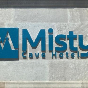 Фотография гостиницы Misty Cave Hotel