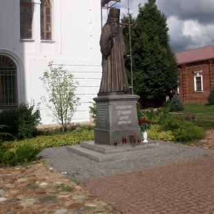 Фотография памятника Памятник Серафиму Звездинскому