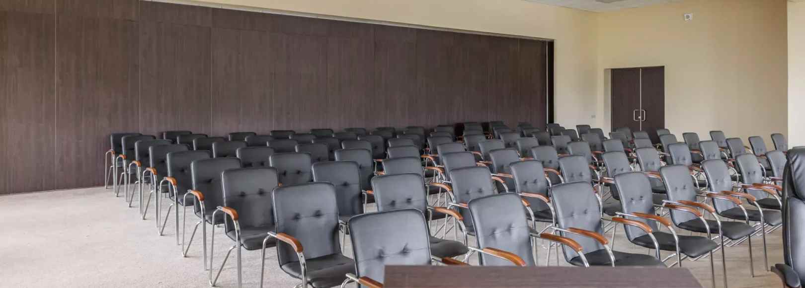 Фотография конференц-зала La Valle