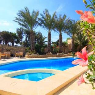 Фотографии мини отеля 
            Maria's B&B