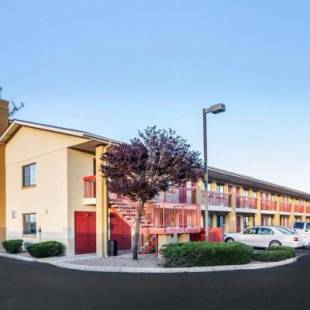 Фотографии мотеля
Quality Inn Holbrook