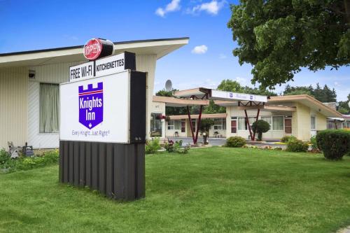 Фотография мотеля Knights Inn Burlington