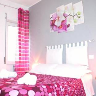 Фотографии мини отеля
Like Family House