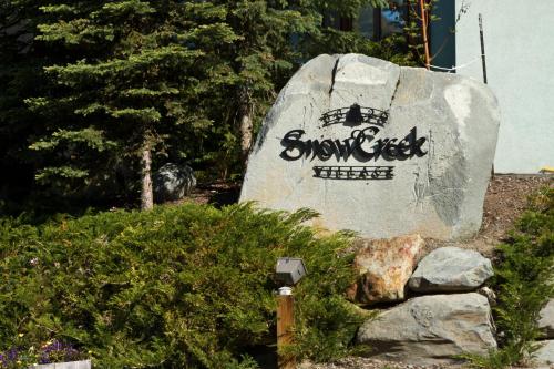 Фотография гостевого дома Snow Creek Village #48 By Bear Country