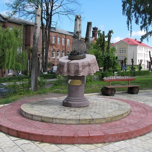 Фотография памятника Памятник шпротам