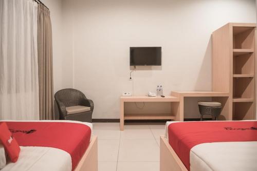 Фотография гостевого дома RedDoorz near Mal Abepura