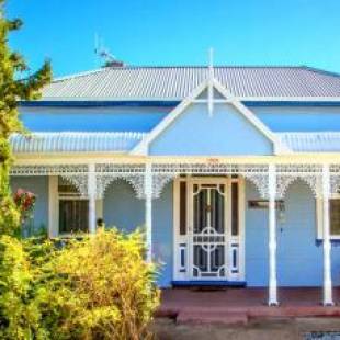 Фотографии гостевого дома 
            Ella's Place