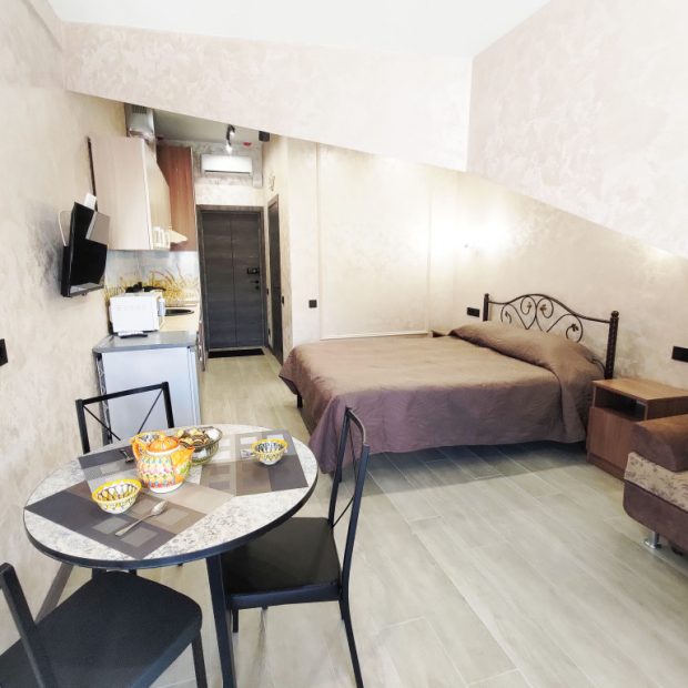 Фотографии квартиры
Апартаменты с Панорамным Видом на Горы и Открытым Балконом