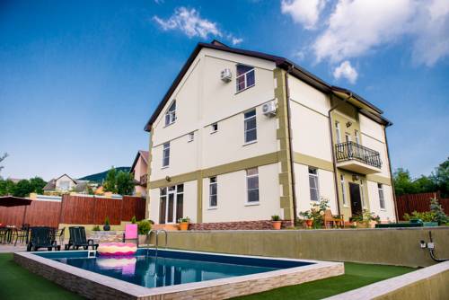 Фотографии гостевого дома 
            Изумруд