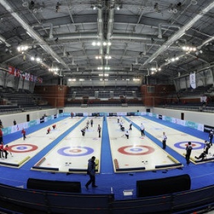 Фотография достопримечательности Ледяной Куб