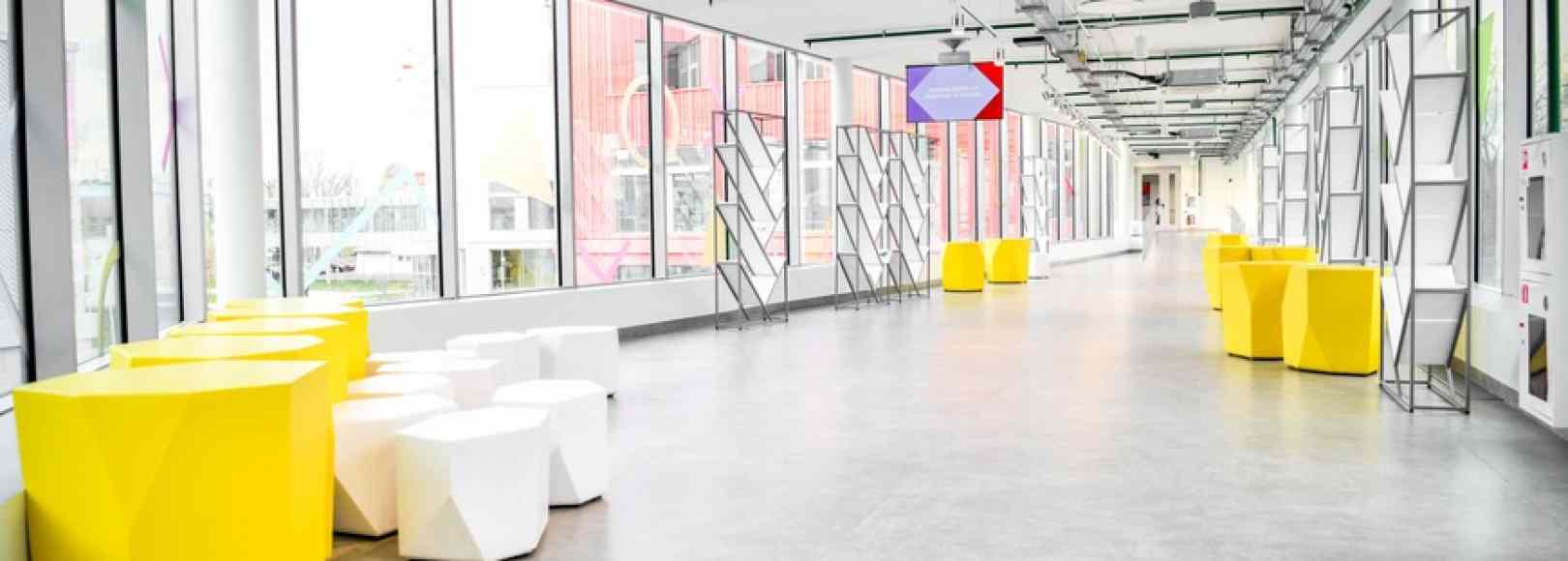 Фотография фойе Переход Арт-Урбан