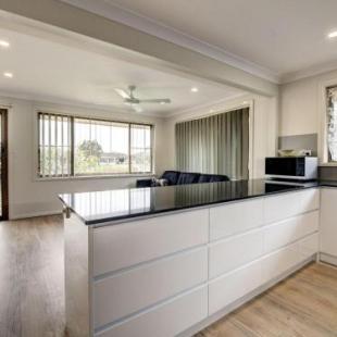 Фотография гостевого дома Relaxing Waterfront Property in Quiet Location