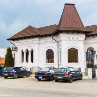 Фотографии мини отеля
Maisonette Apartments