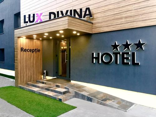 Фотографии гостиницы 
            Hotel Lux Divina