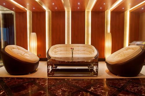 Фотографии гостиницы
Park Avenue Hotel (Near US Consulate & Sankara Nethralaya Hospital)